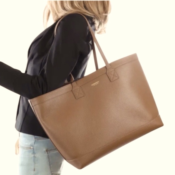 NWT! Burberry Tote Bag - Picture 13 of 16
